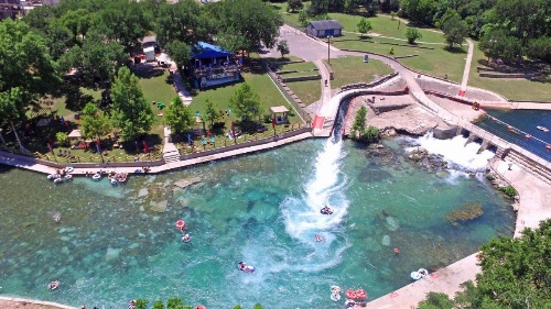 Hacienda Lake Lodge Home image 10